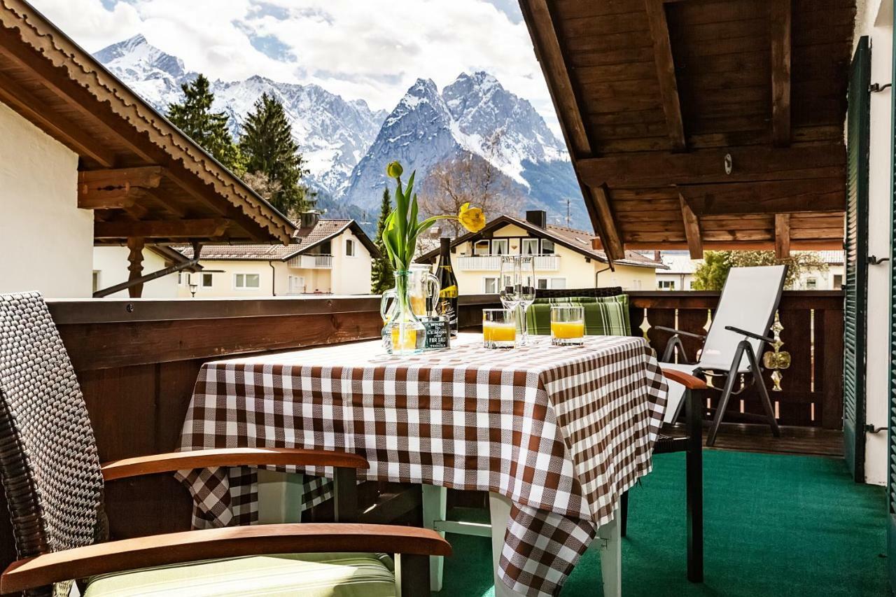 Ferienhaus Alpspitzecho Garmisch-Partenkirchen Dış mekan fotoğraf