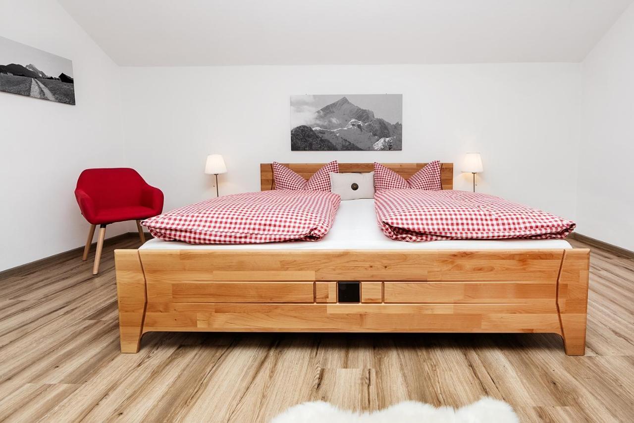 Ferienhaus Alpspitzecho Garmisch-Partenkirchen Dış mekan fotoğraf